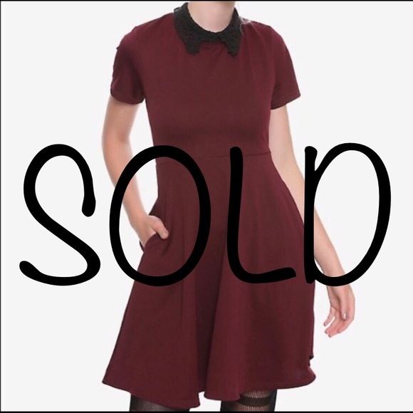 Hot Topic Dresses & Skirts - NEW Adorable Hot Topic burgundy skater dress